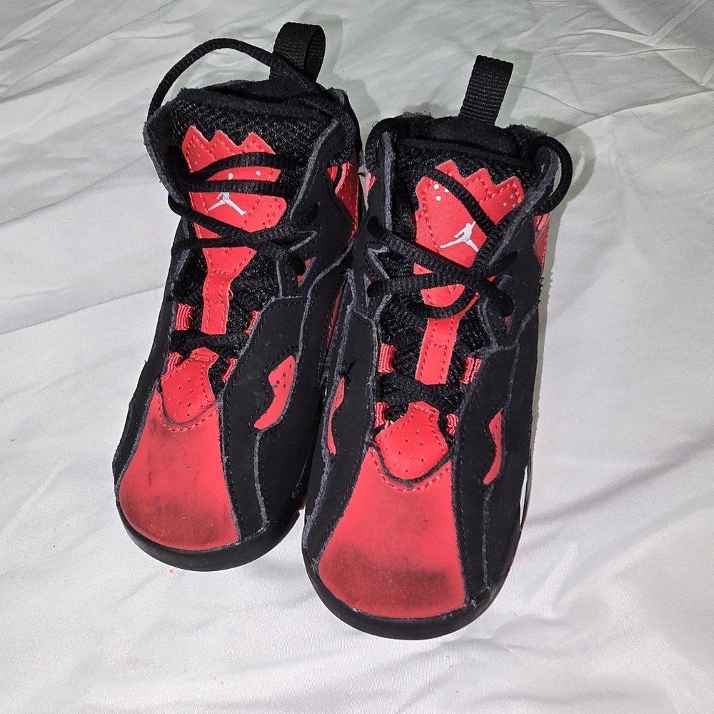 Air Jordan Retro 8c red and black